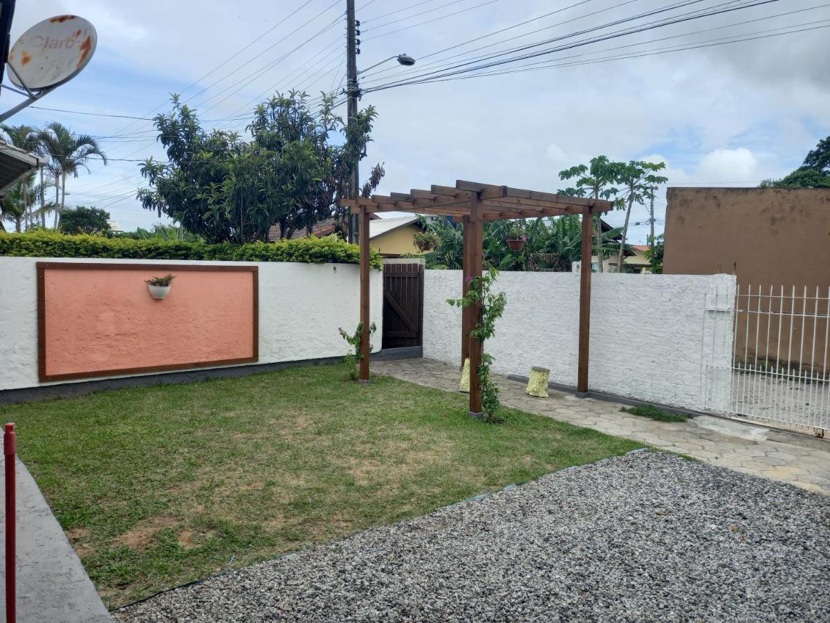 Casa em Florianópolis, rio vermelho de 2 quartos bem localizada Exterior foto